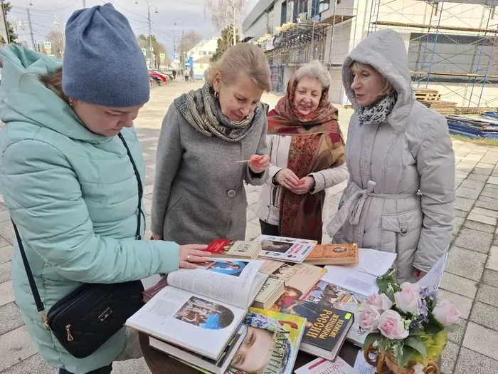 e0c275aa-f83c-435a-ab91-9a2107b74d82