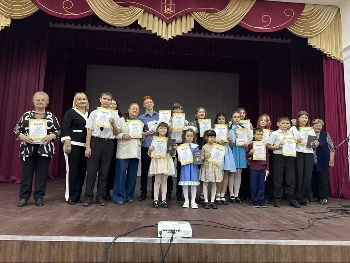 photo_5212938215776521965_y