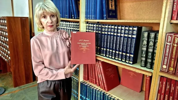 c1398eb1-8a02-4705-b4f2-4cdb86e64132