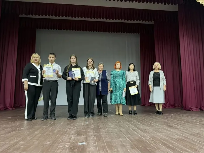 photo_5212938215776521966_y