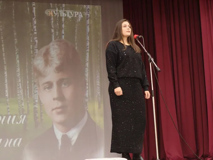 photo_5212938215776521969_y